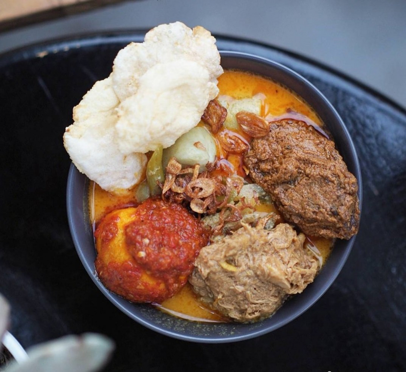 Lontong Cap Go Meh melambangkan keberuntungan dan panjang umur. Foto: IST