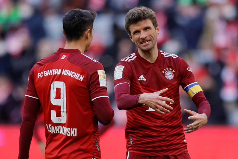 Bayern Munchen Vs Leverkusen 1-1, Muller Bikin Gol Bunuh Diri. Foto: EPA-EFE/RONALD WITTEK 