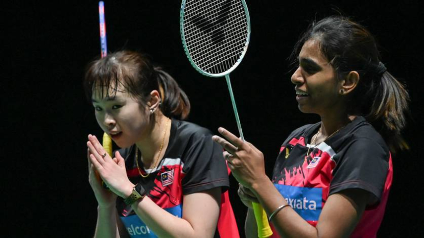 Pasangan ganda putri Malaysia, Pearly Tan/Thinaah Muralitharan kalah di babak pertama Malaysia Open 2023. (source: Malay News)