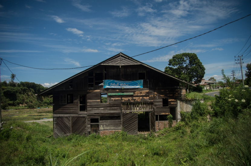 Bekas pabrik pengolahan kopi di Bandar Lampahan, Kecamatan Timang Gajah, Kabupaten Bener Meriah, Provinsi Aceh. (foto: Thoudy Badai)