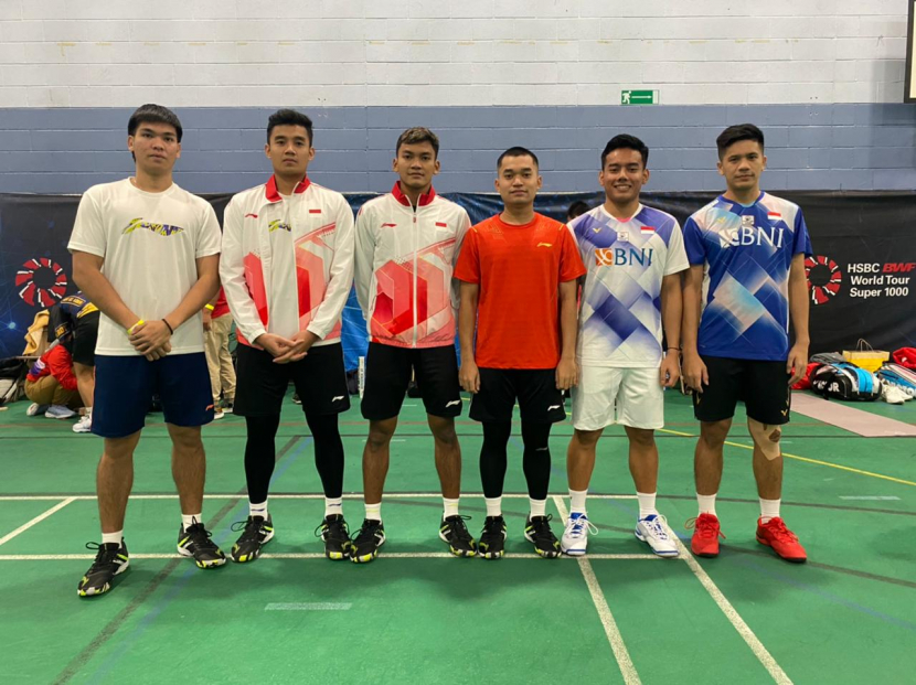 Tiga pasangan ganda putra muda Indonesia. Manajer tim Indonesia, Rionny Mainaky menargetkan pemain Indonesia juara di All England 2022.