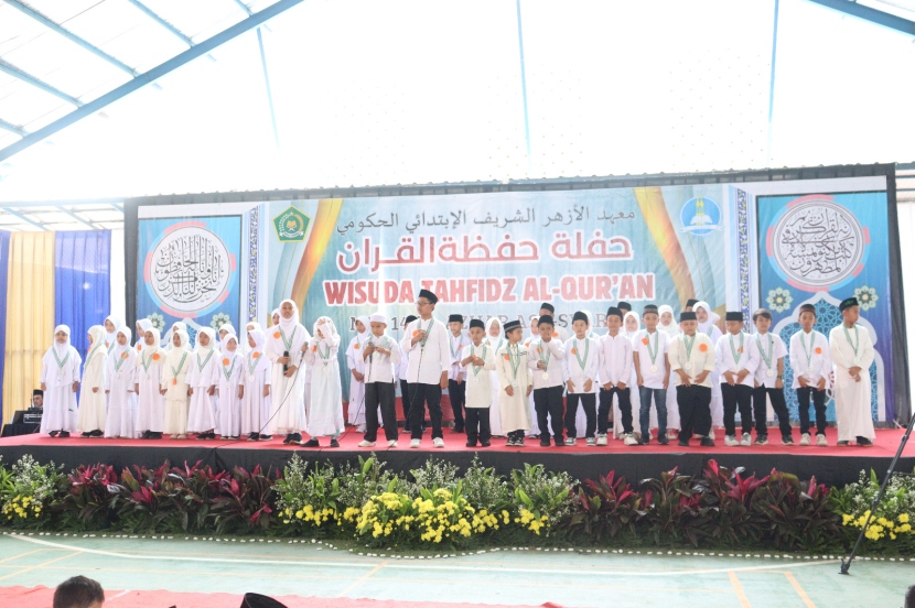 Wisuda Tahfidz Al-Qur'an MIN 14 Al-Azhar Asy-Syarif