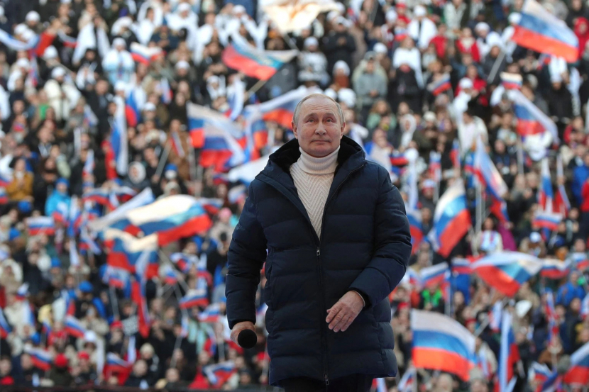 Putin menghadiri konser yang menandai ulang tahun kedelapan pencaplokan Krimea oleh Rusia pada 18 Maret