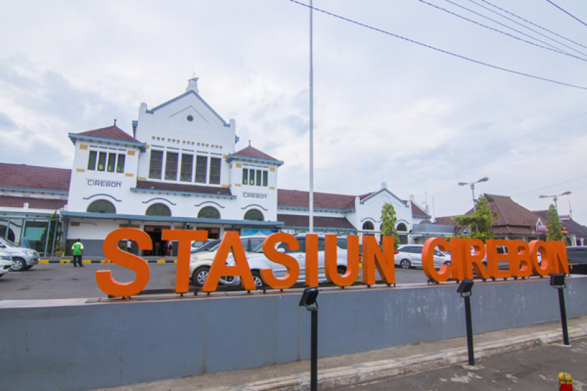 Stasiun Cirebon. (Foto Humas PT KAI/penumpang.kai.id)