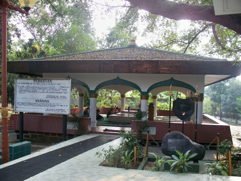 Makam Pangeran Jayakarta di Jatinegara Kaum baru diungkap setelah 300 tahun. Foto: Wikipedia.