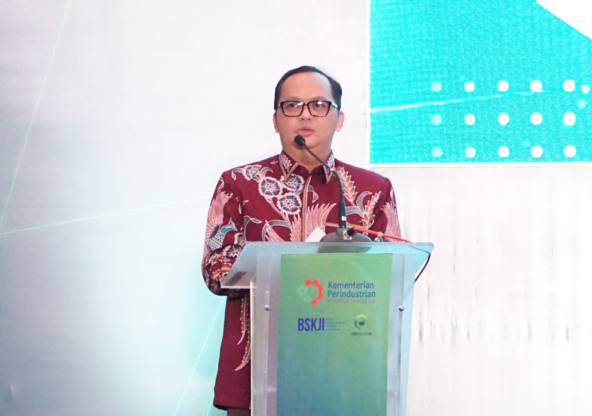 Kemenperin Perkuat Pengawasan Mutu Obat Bahan Alam melalui Jejaring Laboratorium