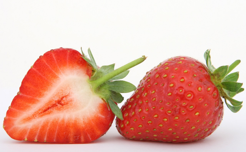 Masker strawberry mampu mengatasi jerawat dan penuaan dini (Pixabay)