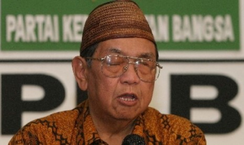 Gus Dur bercerita soal seorang tukang becak yang dibentak polisi karena tak bisa membaca rambu lalu lintas bertuliskan 