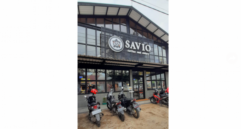 Di Savio Coffee and Eatery bisa sambil brunch dan ngopi-ngopi.