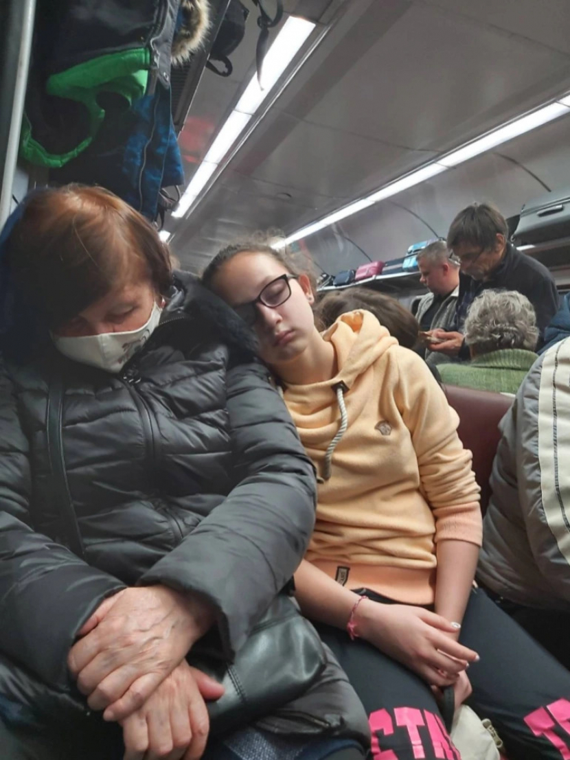 Zakhida dan keluarganya tiba di Lviv sekitar pukul 3 pagi pada Senin pagi [Courtesy of Zakhida Adylova