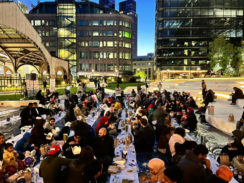 Suasana Open Iftar di Liverpool Street London, Inggris, Ahad (24/4)   (Dok. Human Aid Initiative)