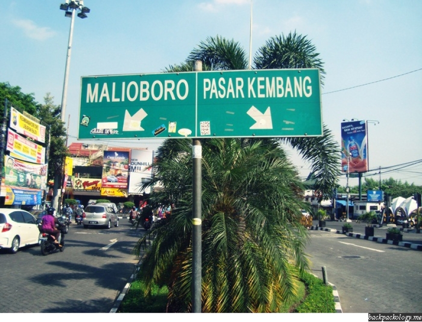 Simpang ruas jalan menuju Malinoro dan Pasar Kembang (Sarkem). (foto Google).