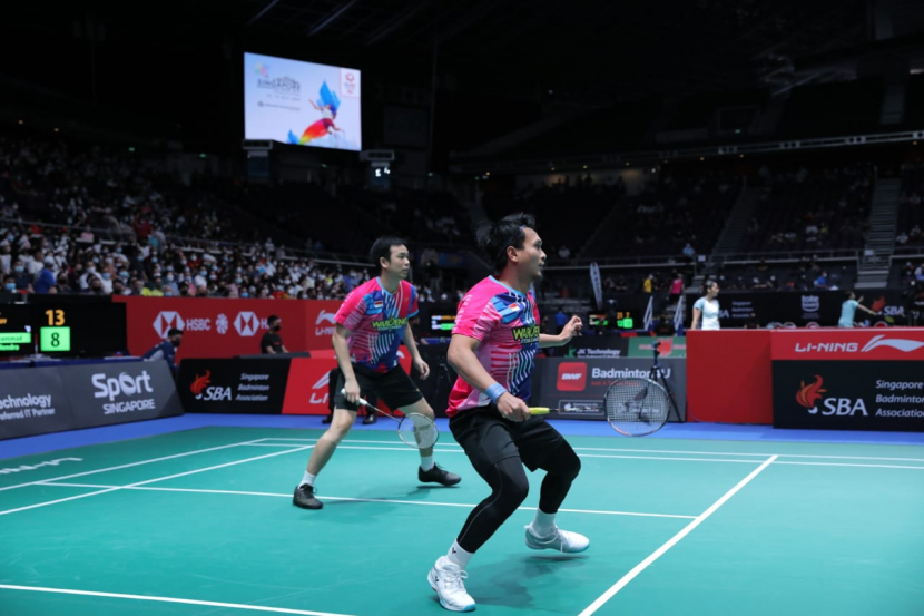 Di babak semifinal, unggulan dua Hendra Setiawan/Mohammad Ahsan dikalahkan juniornya, Leo Rolly Carnando/Daniel Marhtin di turnamen Singapore Open 2022. Kekalahan ini merupakan yang ketiga kalinya bagi pasangan yang kerap disapa Daddies ini.