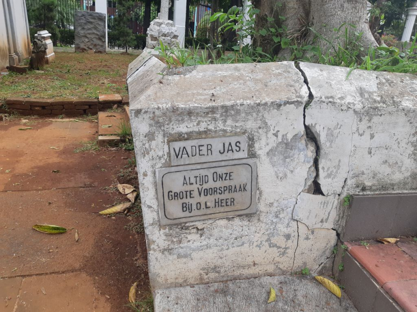 Makam Kapitein Jas  di Taman Prasasti Tanah Abang.