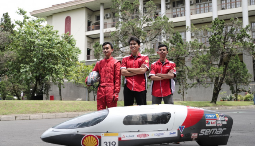 Tim Semar Proto  UGM meraih juara 1 di kategori Prototype Kelas Battery-Electric  pada kompetisi Shell Eco-Marathon 2022. yang berlangsung di Sirkuit Mandalika, NTB pada 11-15 Oktober 2022. Foto : ugm