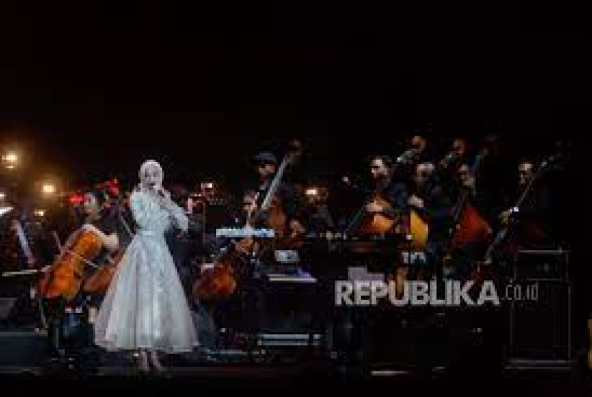Suasana konser Dewa di Jakarta International Stadium (JIS)