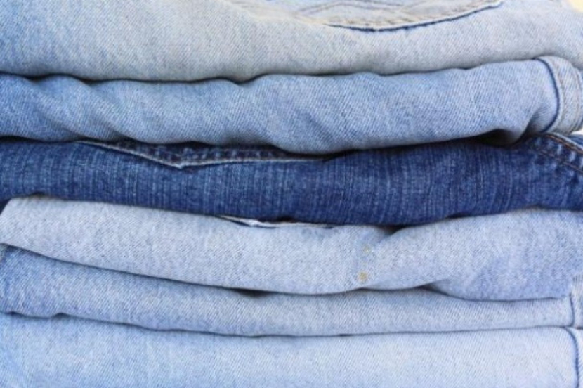 Masih ingat berapa ukuran celana jeans Anda waktu usia 21? Ketika lingkar pinggang bertambah, itu tandanya Anda berisiko mengalami diabetes.