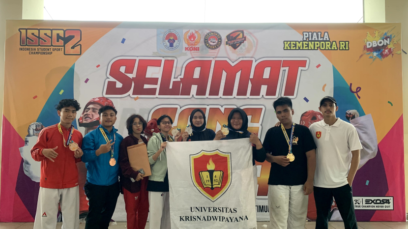 Mahasiswa Universitas Krisnadwipayana (Unkris) Jakarta melalui UKM Taekwondo Unkris meraih prestasi gemilang dengan membawa pulang delapan medali pada Kejuaraan Indonesia Student Sports Championship (ISSC) 2024 yang berlangsung pada 27-28 April di GOR Ciracas, Jakarta Timur. (Foto: Unkris)