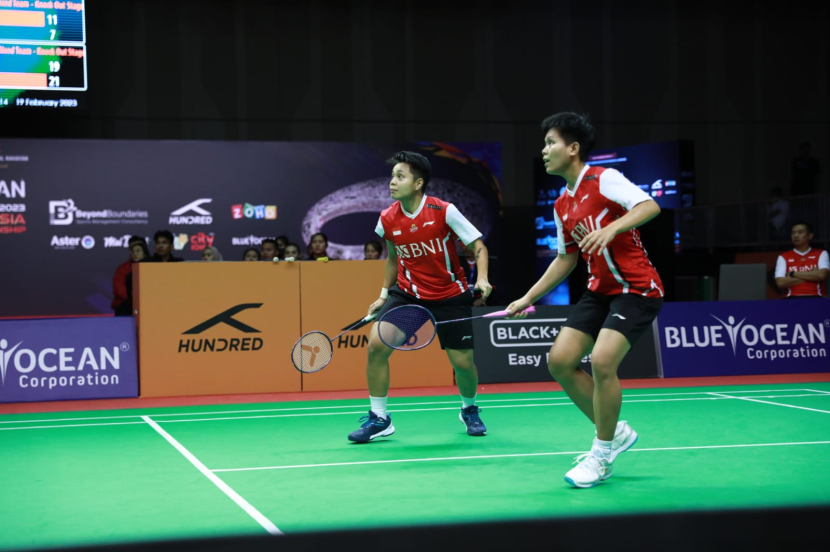 Indonesia dikalahkan Korea di babak perempat final Kejuaraan Beregu Campuran (BATC) 2023 dengan 1-3. Penentu kekalahan Indonesia di tangan pasangan ganda putri Apriyani Rahayu/Siti Fadia Silva Ramadhanti.