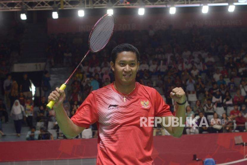 Empat emas dipastikan diraih Indonesia di cabang parabulutangkis di ajang ASEAN Para Games 2022. Fredy Setiawan lolos di dua nomor final.
