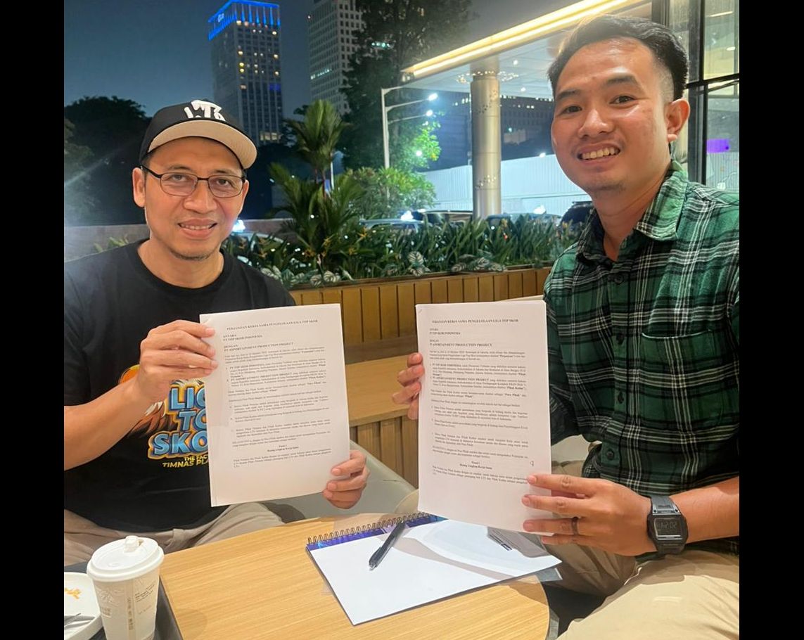 Direktur Liga TopSkor M. Yusuf Kurniawan dan operator Banjarmasin, Gusti Muhammad Yasir.