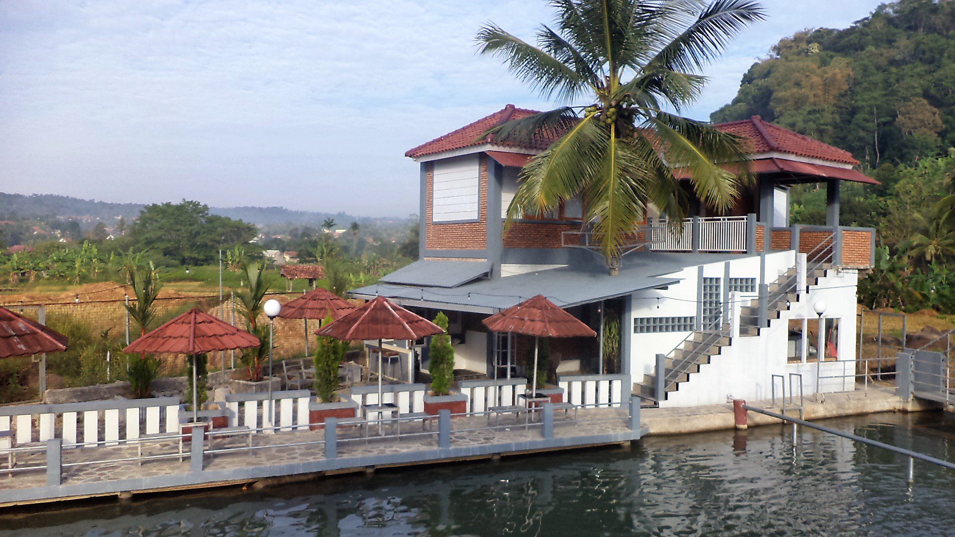 Pondok Evita Purwakarta, Villa Sejuk Tenang Dibawah Gunung Parang