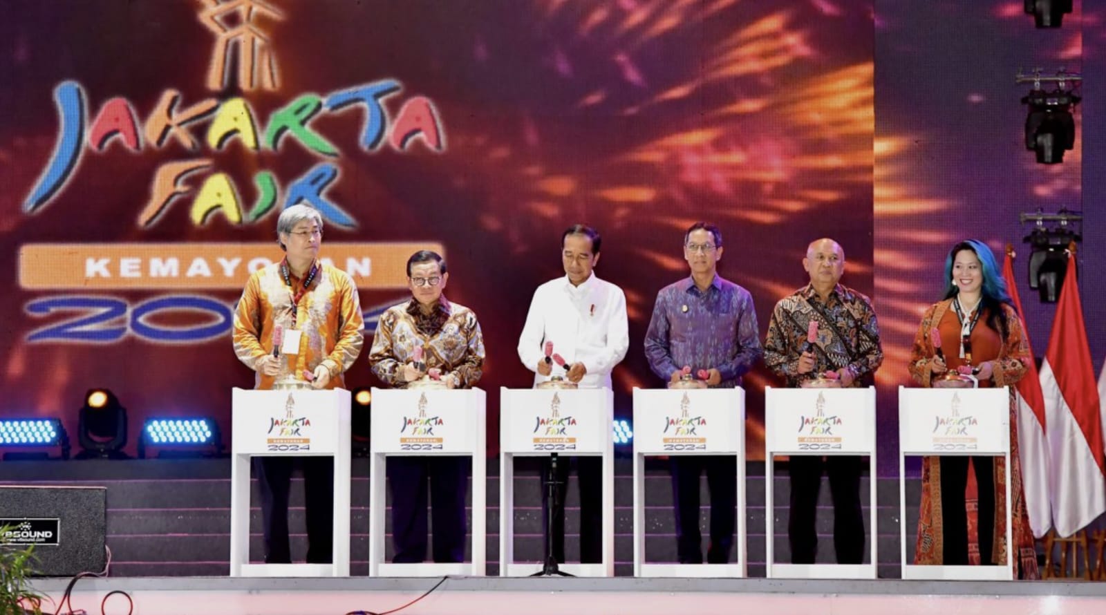 Jakarta Fair ini adalah sebuah event yang sangat ditunggu-tunggu oleh masyarakat Jakarta
