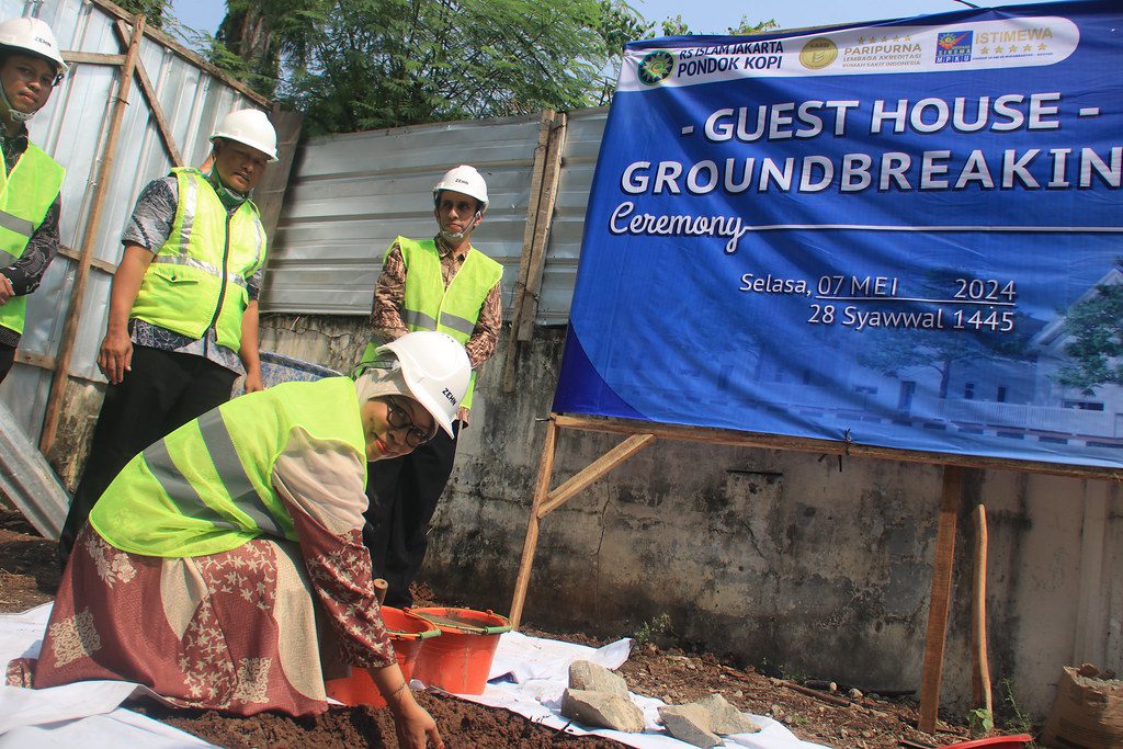 RSIJ Pondok Kopi Resmikan Peletakan Batu Guest House