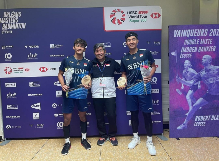 Ganda putra Indonesia unggulan tiga, Bagas Maulana/Muhammad Shohibul Fikri harus puas menjadi runner up di Orleans Masters 2023. Di babak final, Bagas/Fikri dikalahkan pasangan muda Cina yang lolos dari babak kualifikasi. (source: Instagram Herry IP)