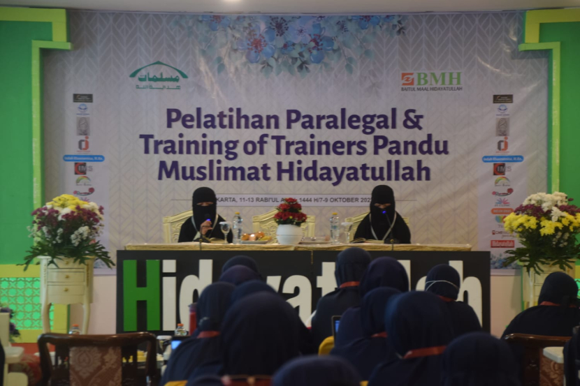 Laznas BMH bersama Muslimat Hidayatullah (Mushida) menggelar pelatihan paralegal untuk Muslimah, di Jakarta, 7-9 Oktober 2022.