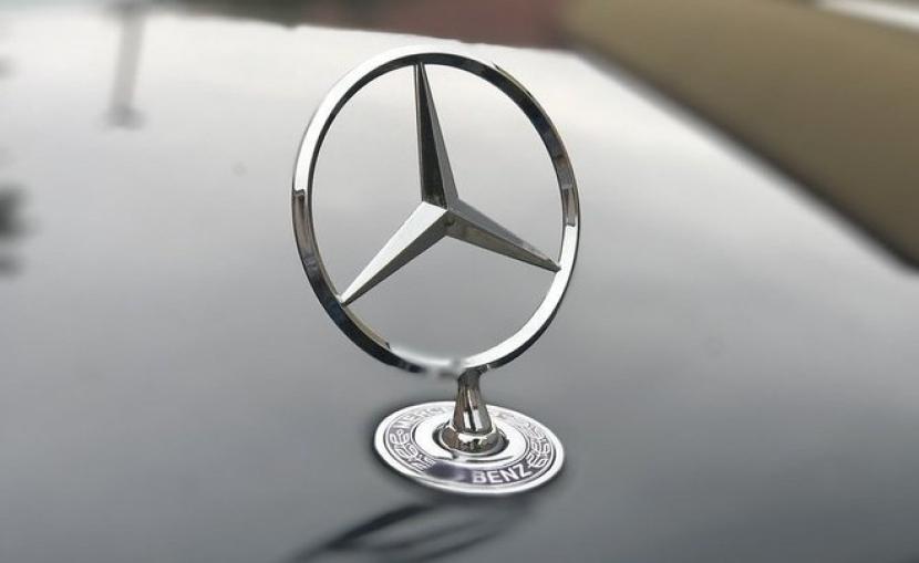 Mercedes Benz resmi diambil alih oleh Indomobil.