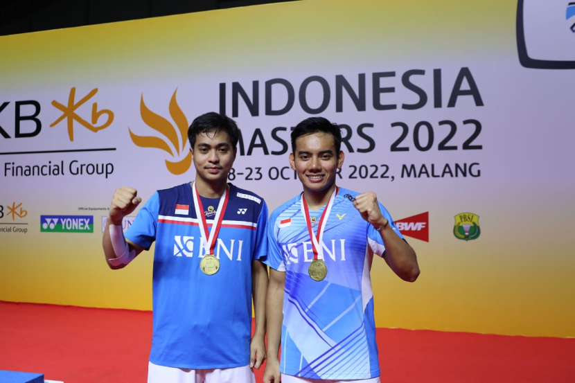 Pasangan Rahmat Hidayat/Pramudya Kusumawardana juara Indonesia Masters 2022.