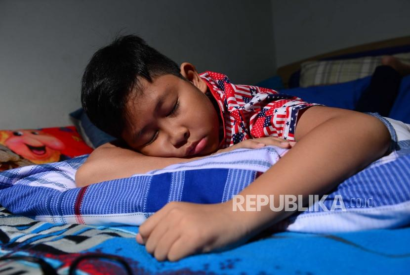 Ilustrasi tidur setelah sholat Subuh. Ada enam bahaya tidur bagi kesehatan selepas Sholat Subuh. Foto: Republika