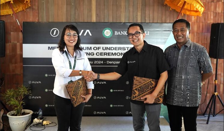 sepeda motor listrik