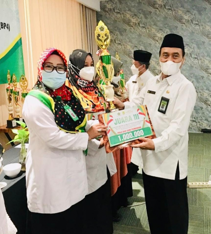 Tim Paduan Suara MTsN 6 Bantul Sabet Juara III Tingkat Provinsi