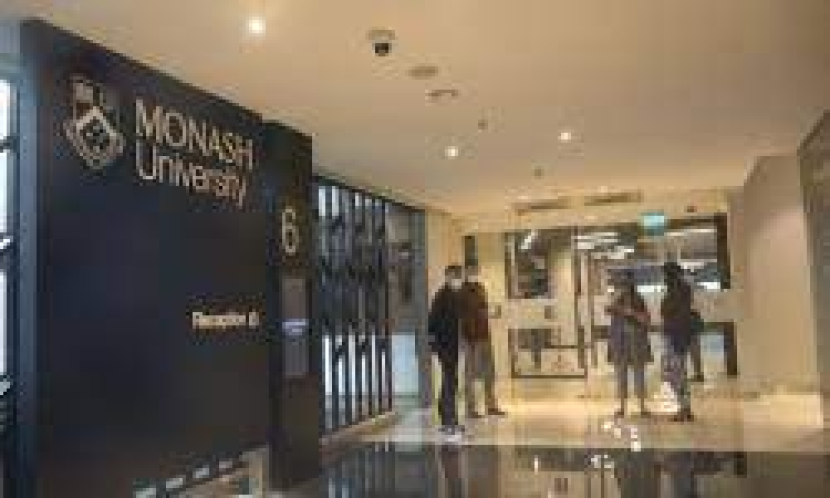 Tertarik Beasiswa S3 di Monash University Malaysia? Cek Ini | calakan