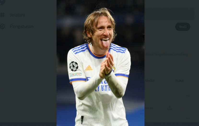 Gelandang Real Madrid, Luka Modric, secara tidak langsung ikut berperan dalam menyingkirkan Barcelona dari pentas Liga Europa. (Twitter/@lukamodric10)