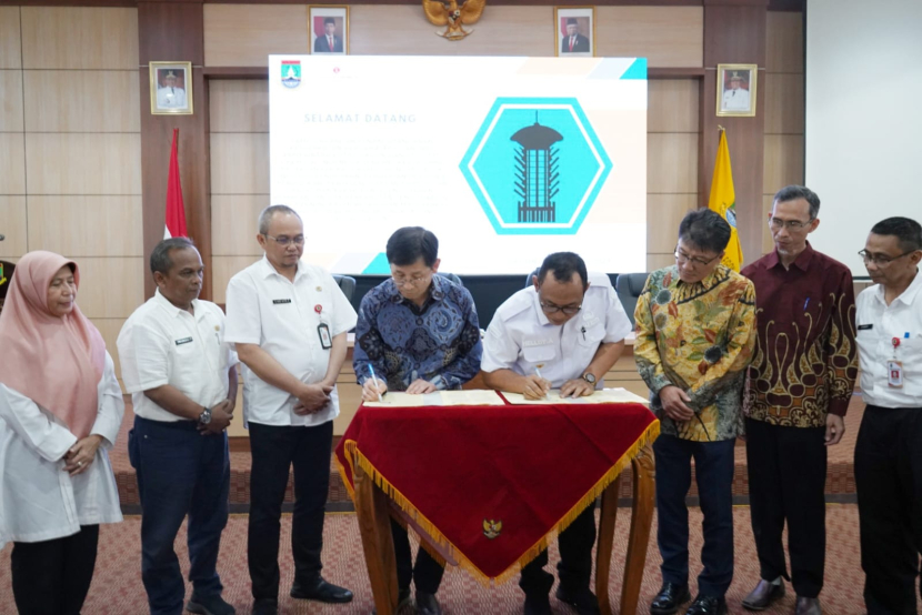 Penandatanganan MoU antara Pemkot Cilegon dengan Lotte di Aula Setda II Kota Cilegon, Rabu (30/8/2023). (Foto: Diskominfo Kota Cilegon)