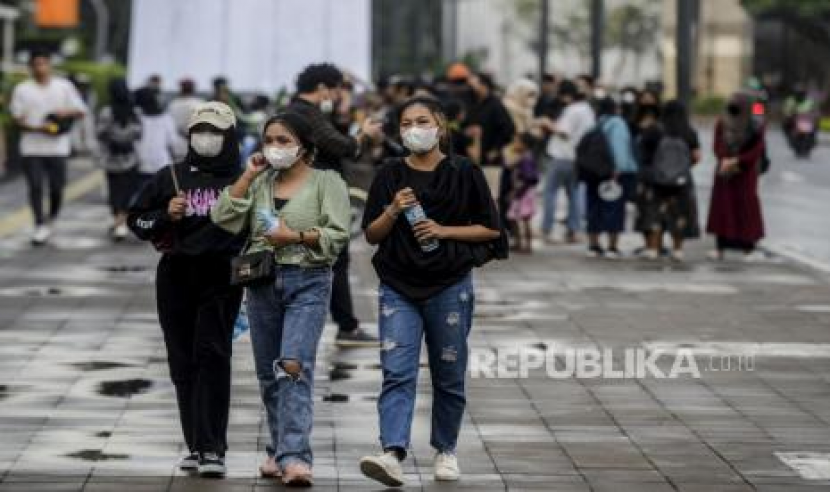 SCBD. Remaja dari Citayam dan sekitarnya menyerbu kawasan SCBD. Foto: Republika.