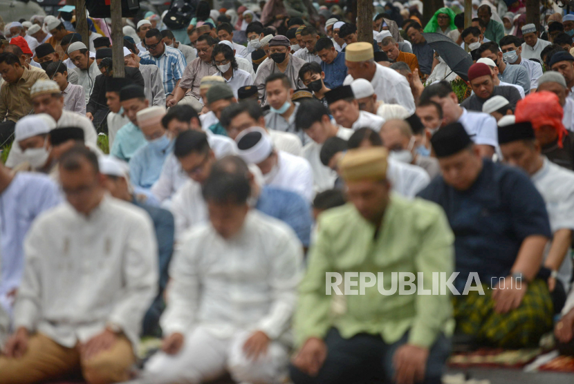 Sholat Idul Adha. Daftar Lokasi Sholat Idul Adha Muhammadiyah 28 Juni 2023 di Kabupaten Karawang. Foto: Republika/Prayogi