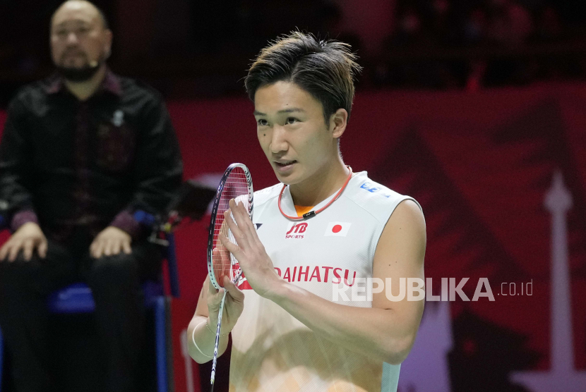 Pemain Jepang, Kento Momota kalah di babak pertama India Open 2023.