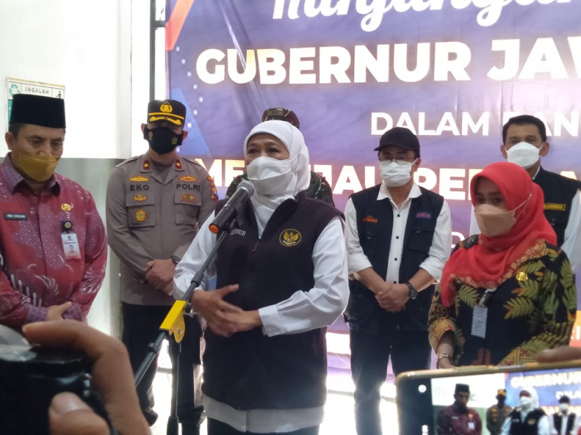  Gubernur Jatim, Khofifah Indar Parawansa melakukan kunjungan ke daerah Gresik, Jumat (4/2). 