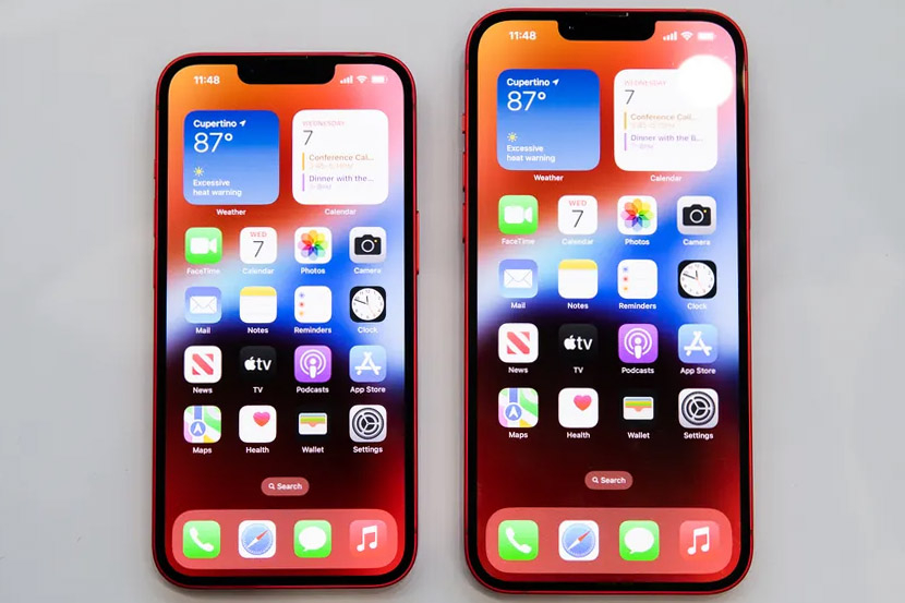 Foto iPhone 14 dan iPhone 14 Plus.