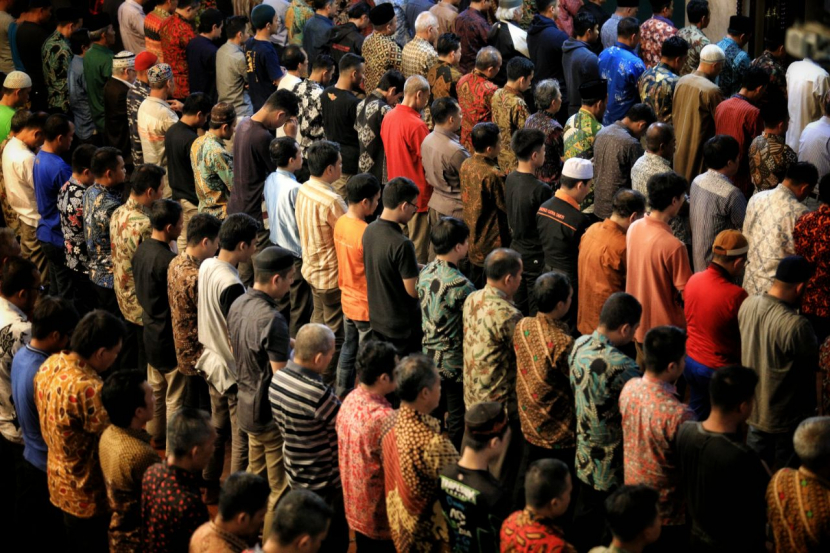 Shalat Ghaib untuk Emmeril Khan Mumtaz atau Eril digelar di Masjid Kota Bandung