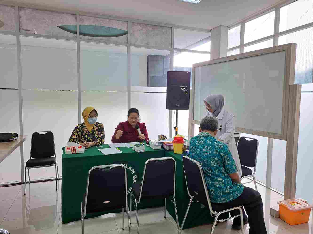 Bantu Penderita Penyakit Kronis Capai Kualitas Hidup Terbaik, UPT Kesehatan Unisba Selenggarakan Prolanis