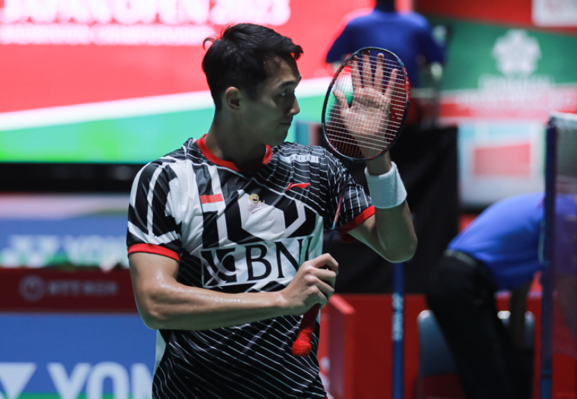 Jonatan Christie menjadi satu-satunya pemain tungga putra Indonesia yang lolos ke babak perempat final Japan Open 2023.