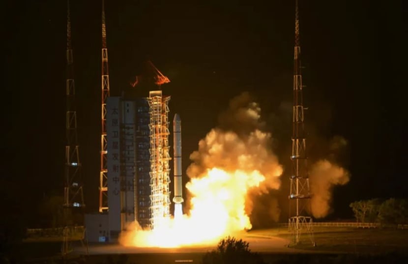 Lepas landas Long March 2C dari Taiyuan membawa satelit observasi laut Haiyang-1D China pada 10 Juni 2020. Foto: CASC