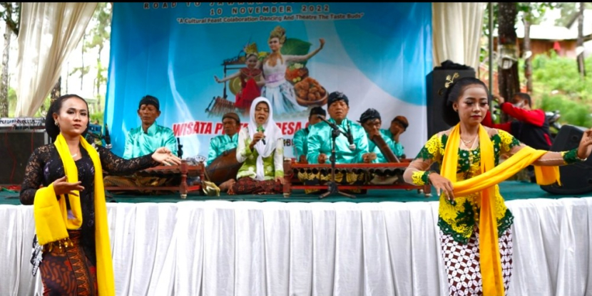 Festival Jawara Setia yang merupakan kolaborasi kesenian antara Desa Rancamanggung Tanjungsiang Subang dan Desa Gerduren, Kecamatan Purwojati, Banyumas. 