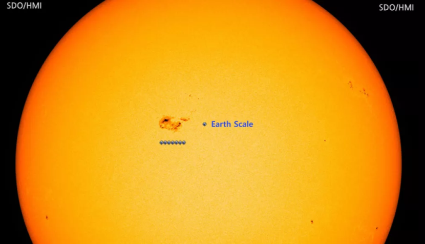 Bintik matahari raksasa AR3354, tujuh kali lebih lebar dari Bumi, terlihat dengan mata telanjang saat melintasi matahari, tetapi pengamat harus melindungi mata mereka. Gambar: NASA/ SDO/ Bum-Suk Yeom