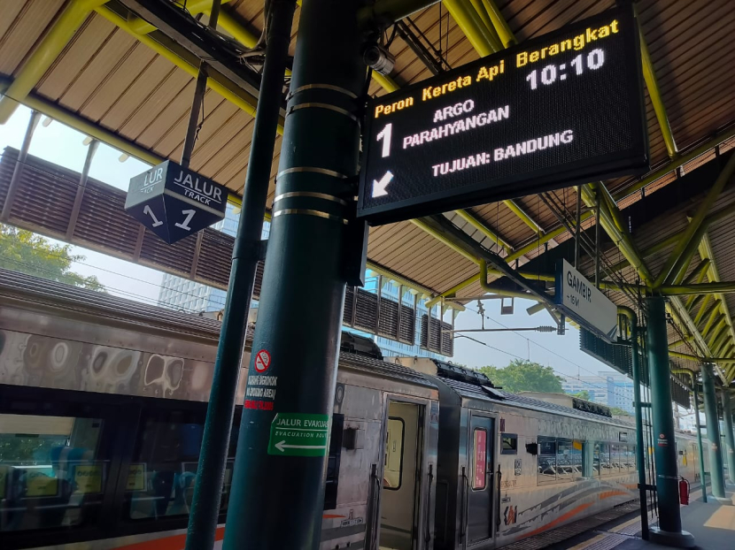Ilustrasi. KA Argo Parahyangan tujuan Bandung dari Stasiun Gambir Jakarta (Foto: Dok. Humas PT KAI)